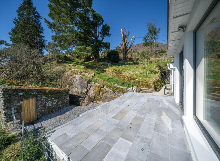 Tooreennagrena, Adrigole, P75EF99