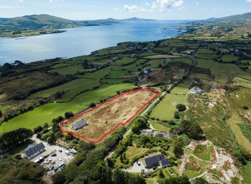 Rossmore, Durrus, Ahakista, P75XV63 photo