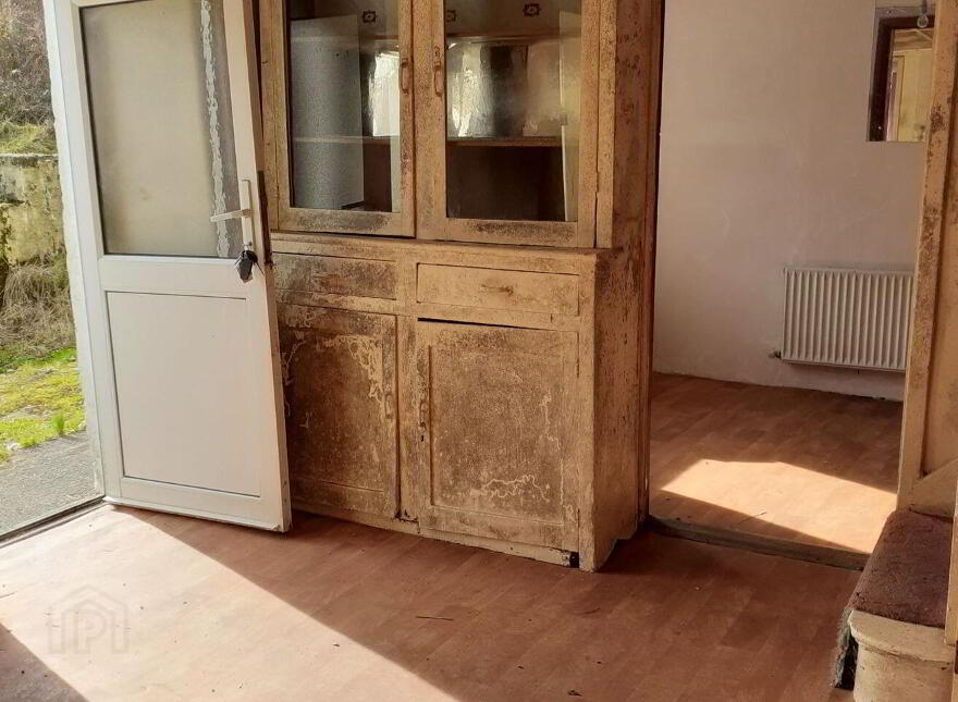 Curragh East, Adrigole, Adrigole, P75PR92