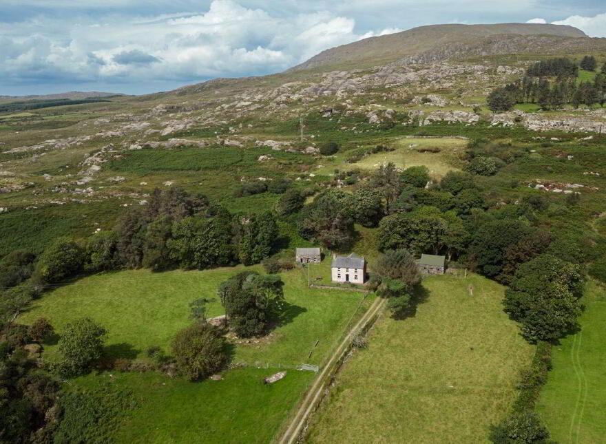 Filane West, Castletownbere, Castletown, P75XW99