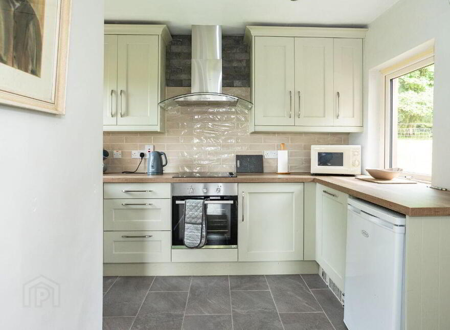 Filane West, Castletownbere, Castletown, P75XW99