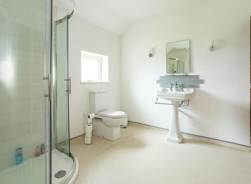Filane West, Castletownbere, Castletown, P75XW99