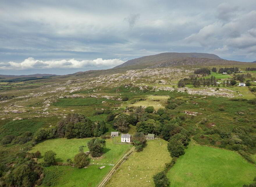 Filane West, Castletownbere, Castletown, P75XW99