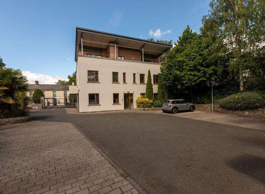 6 Aubreyville, Dublin Road, Shankill, Shankill, D18XR65 photo