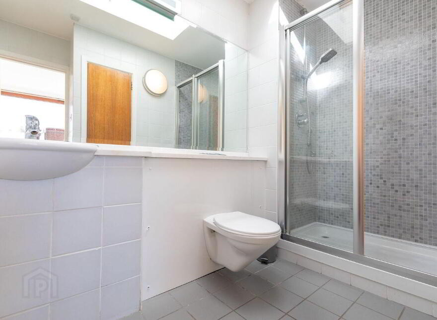 Apartment 3 70 Leeson Close, Dublin 2, D02W838