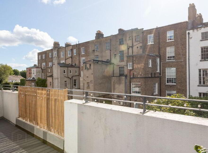 Apartment 3 70 Leeson Close, Dublin 2, D02W838