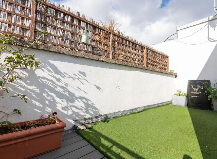 Apartment 3 70 Leeson Close, Dublin 2, D02W838