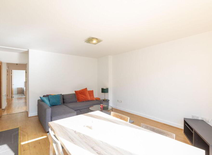Apartment 3 70 Leeson Close, Dublin 2, D02W838