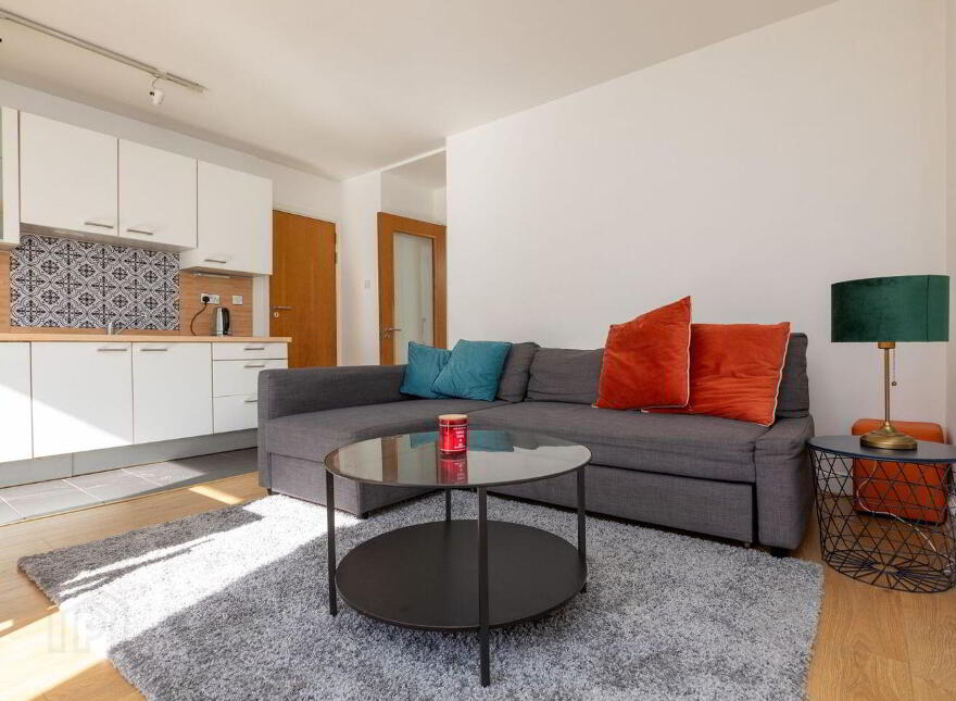 Apartment 3 70 Leeson Close, Dublin 2, D02W838