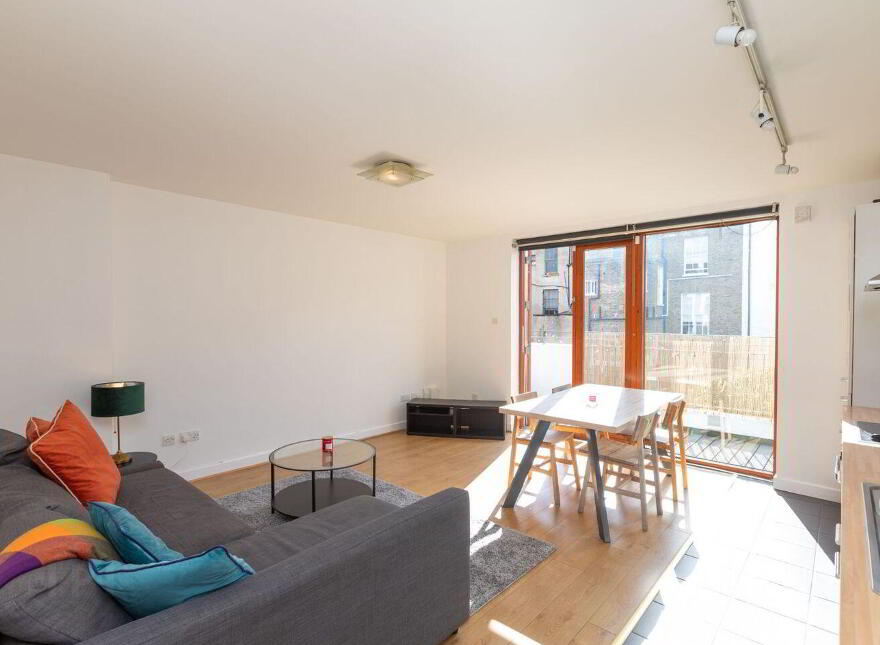 Apartment 3 70 Leeson Close, Dublin 2, D02W838
