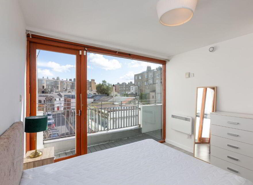 Apartment 3 70 Leeson Close, Dublin 2, D02W838