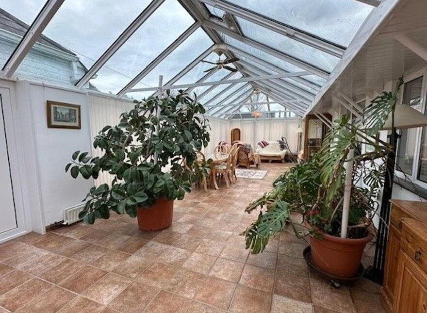 Twomileborris, Thurles, E41F244