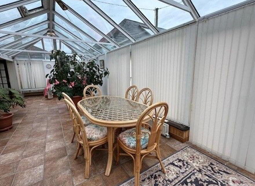 Twomileborris, Thurles, E41F244