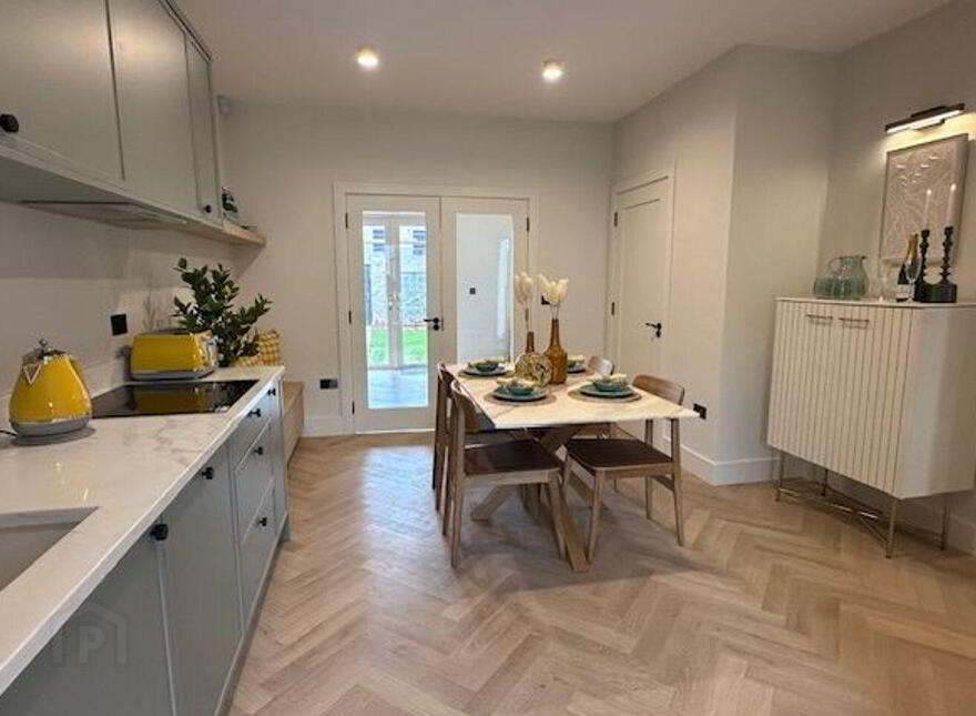 79 Riverwood, Thurles, E41H7P4