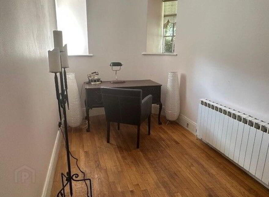 Beakstown Lodge, Beakstown, Holycross, E41WK85