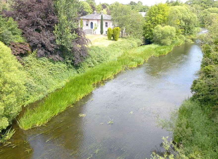 Beakstown Lodge, Beakstown, Holycross, E41WK85
