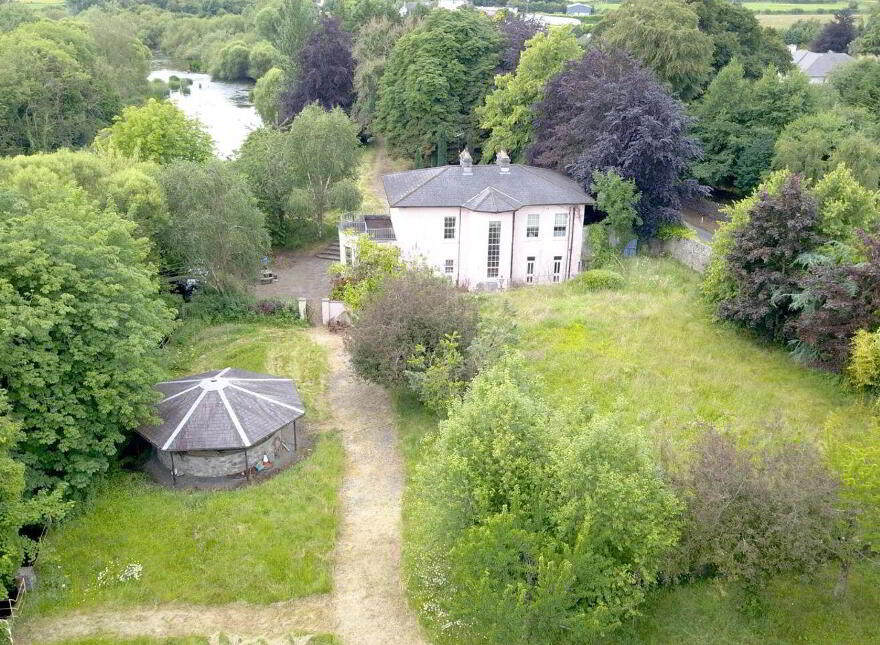Beakstown Lodge, Beakstown, Holycross, E41WK85