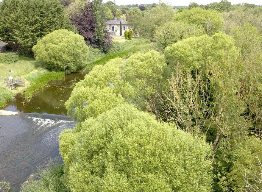 Beakstown Lodge, Beakstown, Holycross, E41WK85