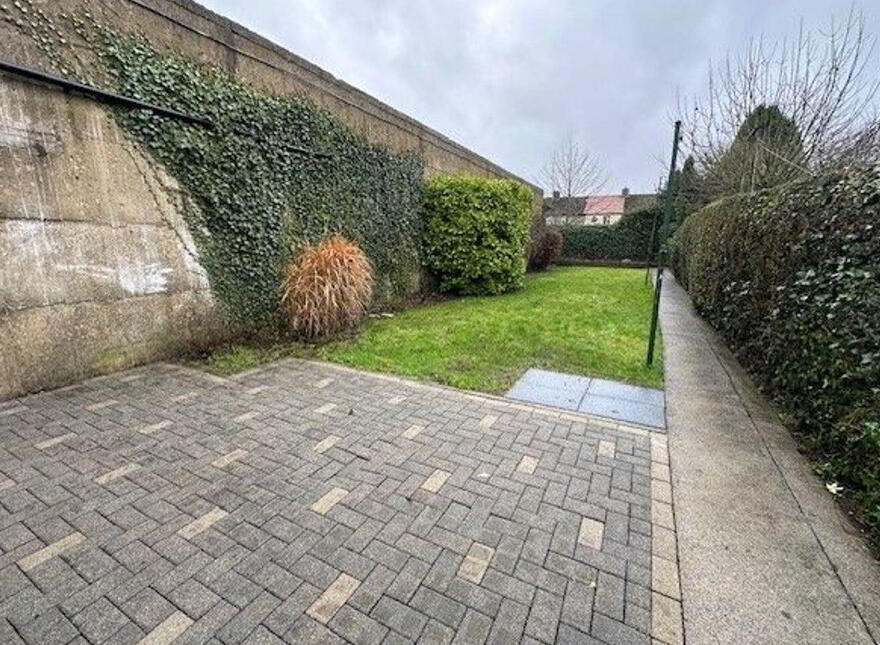1 Stradavoher, Thurles, E41VE43