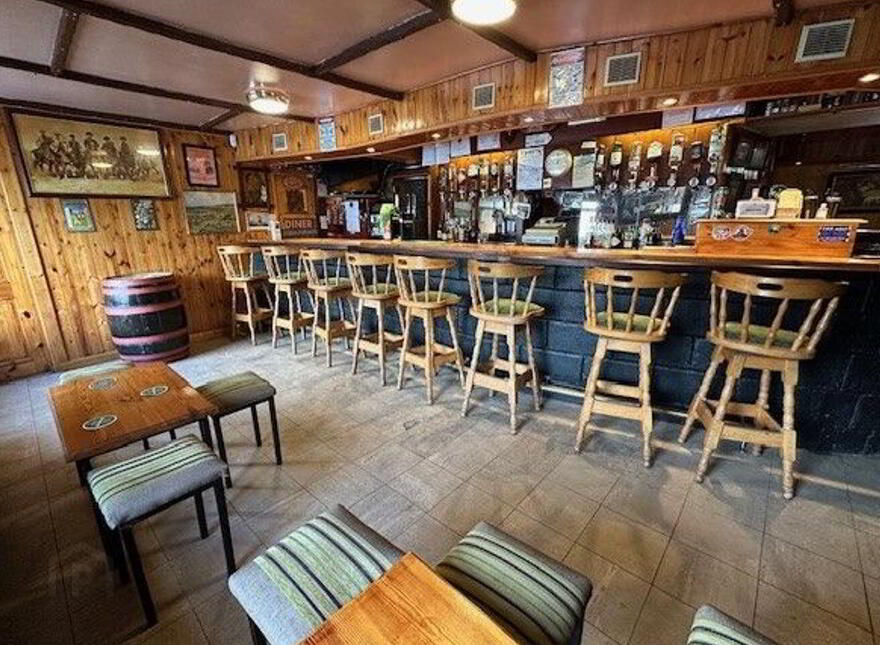 Hollyford Inn, Hollyford, Thurles, E34EY72