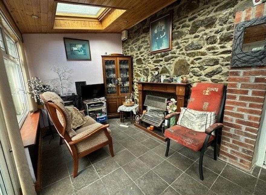 Hollyford Inn, Hollyford, Thurles, E34EY72