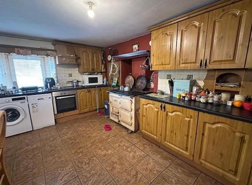 Hollyford Inn, Hollyford, Thurles, E34EY72