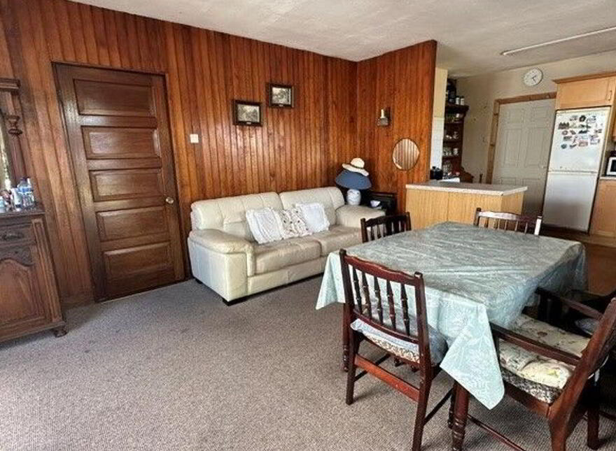 Rushmere, Cabra Road, Thurles, E41EH76