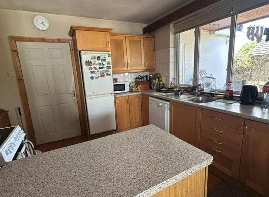 Rushmere, Cabra Road, Thurles, E41EH76