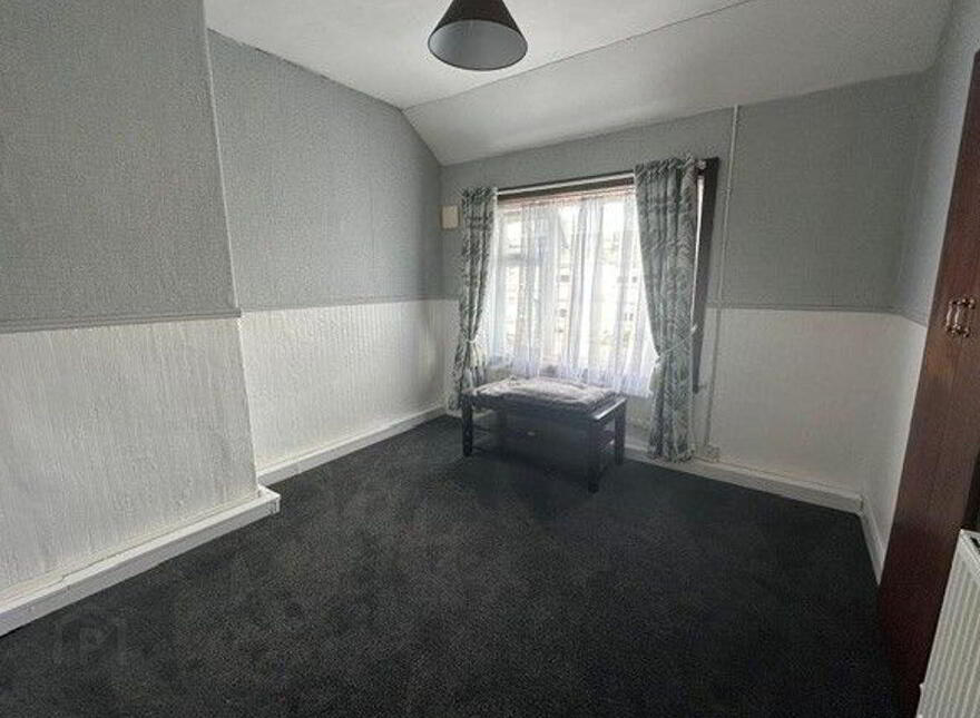 13 Sean Treacy Avenue, Thurles