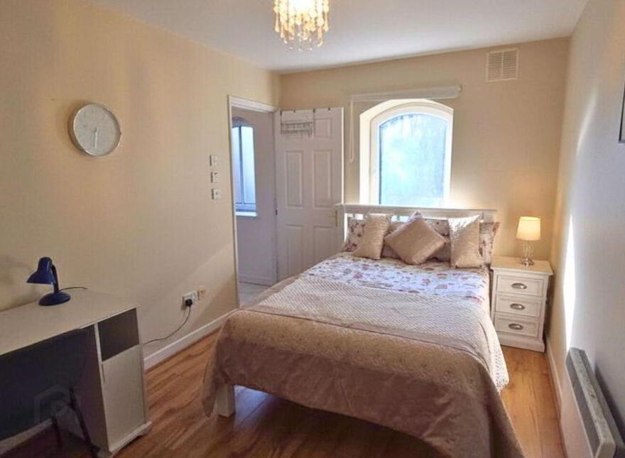 Apartment 404 River Towers, Lee Road, Sunday's Well, T23D268