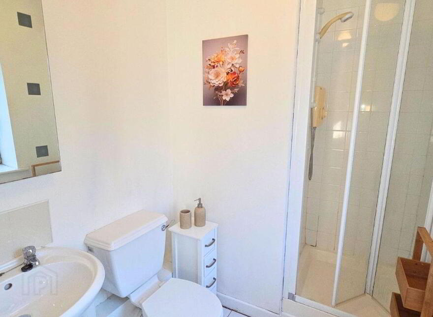 Apartment 404 River Towers, Lee Road, Sunday's Well, T23D268