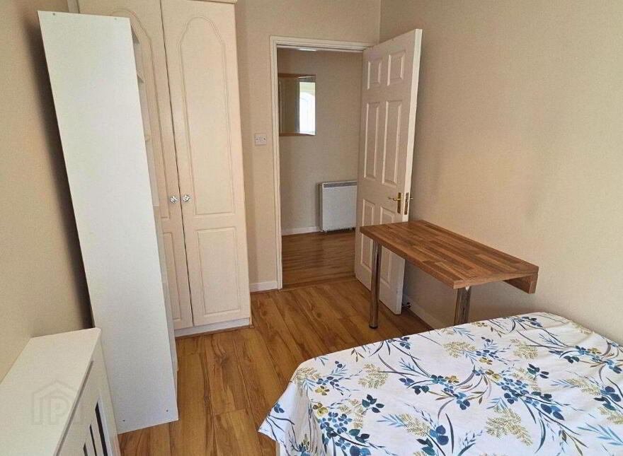 Apartment 404 River Towers, Lee Road, Sunday's Well, T23D268