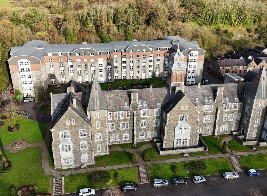 Apartment 410 River Towers, Lee Road, Sunday's Well, T23HW68 photo