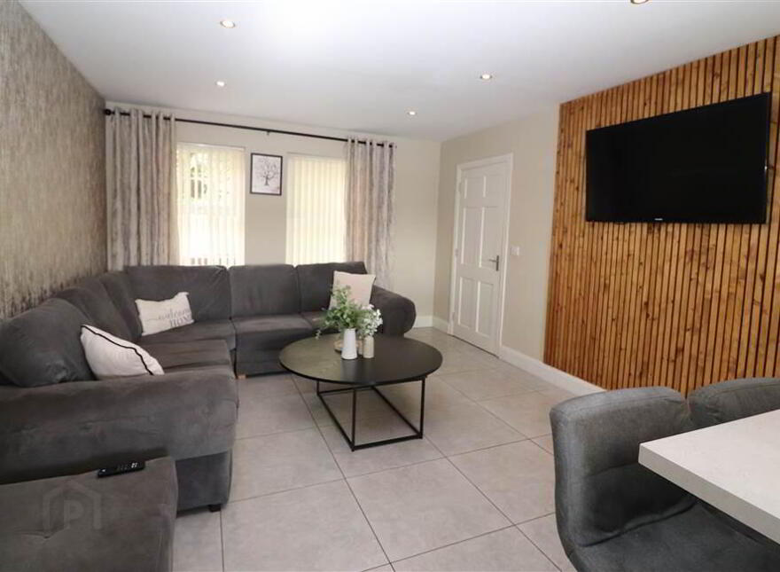 11 Causeway Meadows, Causeway End Road, Lisburn, BT28 2GD