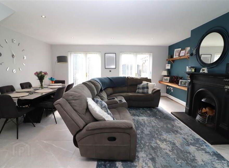 11 Causeway Meadows, Causeway End Road, Lisburn, BT28 2GD