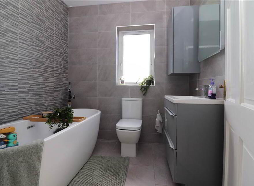 11 Causeway Meadows, Causeway End Road, Lisburn, BT28 2GD