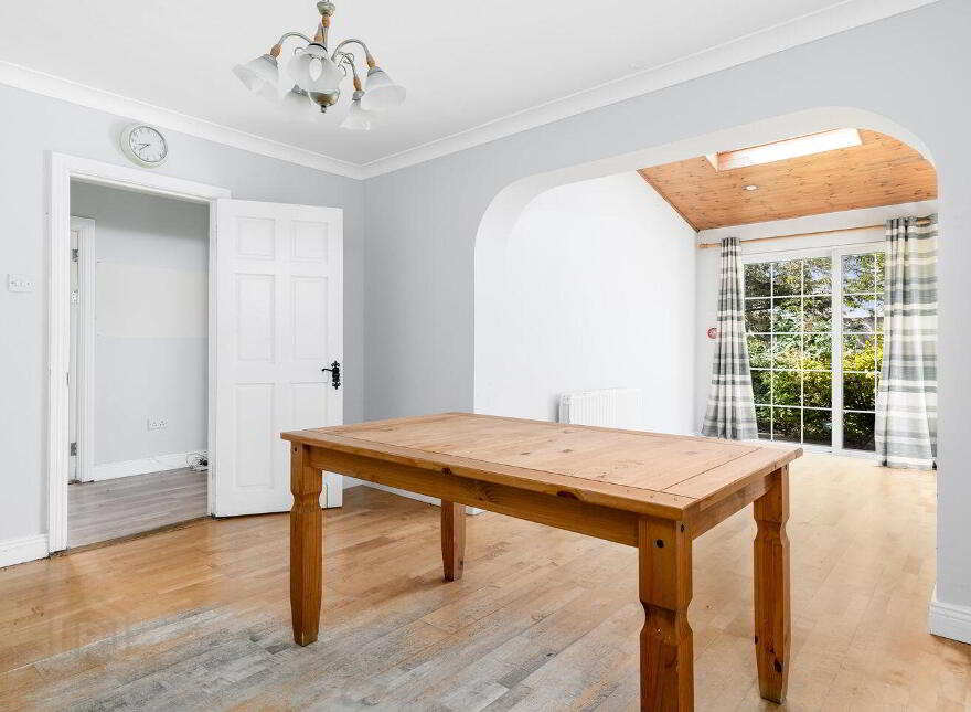 15 Old Bawn Drive, Old Bawn, Dublin 24, D24