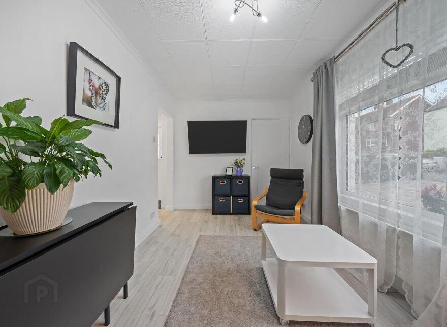 42 Abbots Walk, Bangor, BT20 4EL