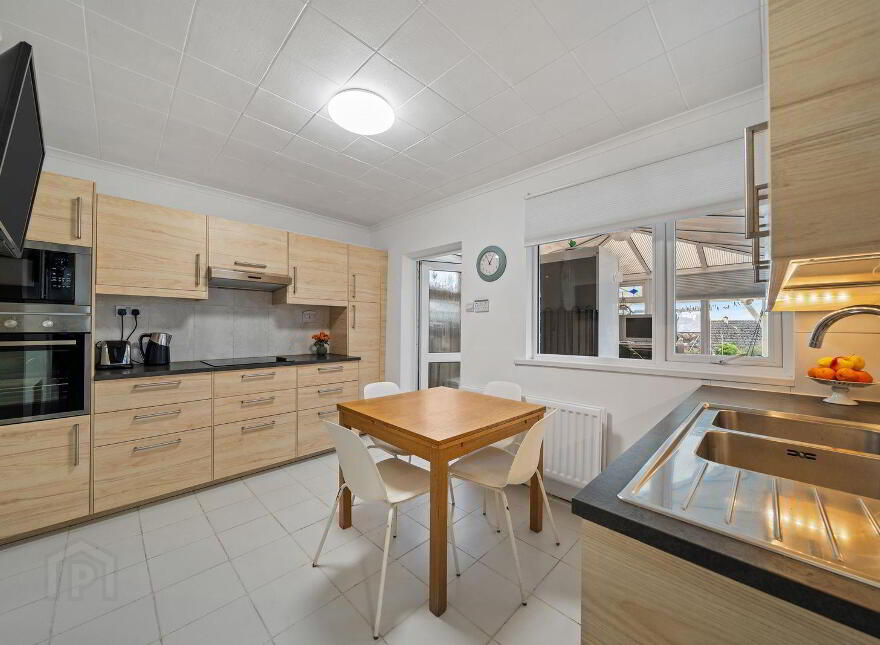 42 Abbots Walk, Bangor, BT20 4EL