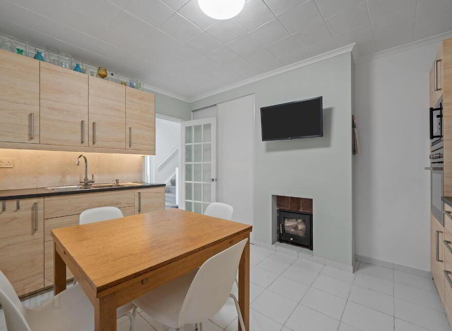 42 Abbots Walk, Bangor, BT20 4EL
