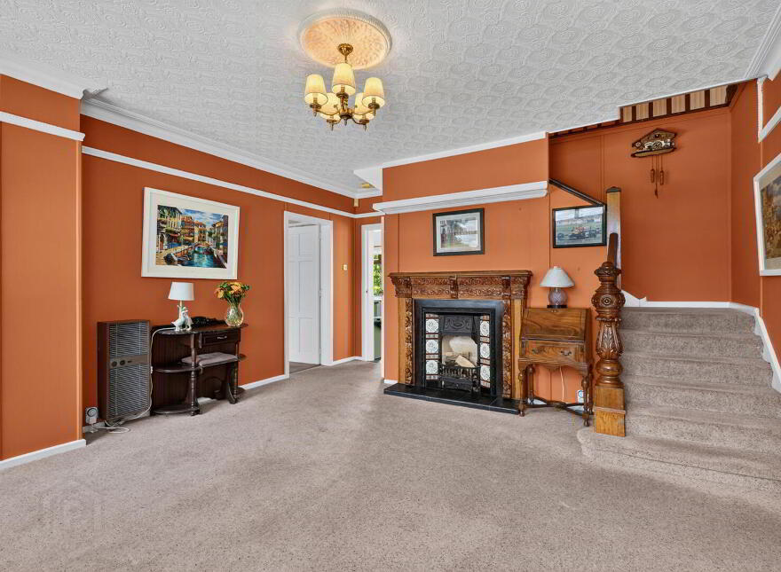 341 Comber Road, Dundonald, Belfast, BT16 1XB