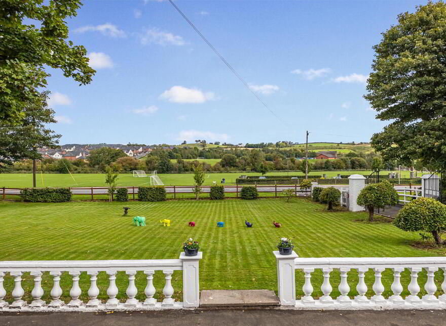 341 Comber Road, Dundonald, Belfast, BT16 1XB