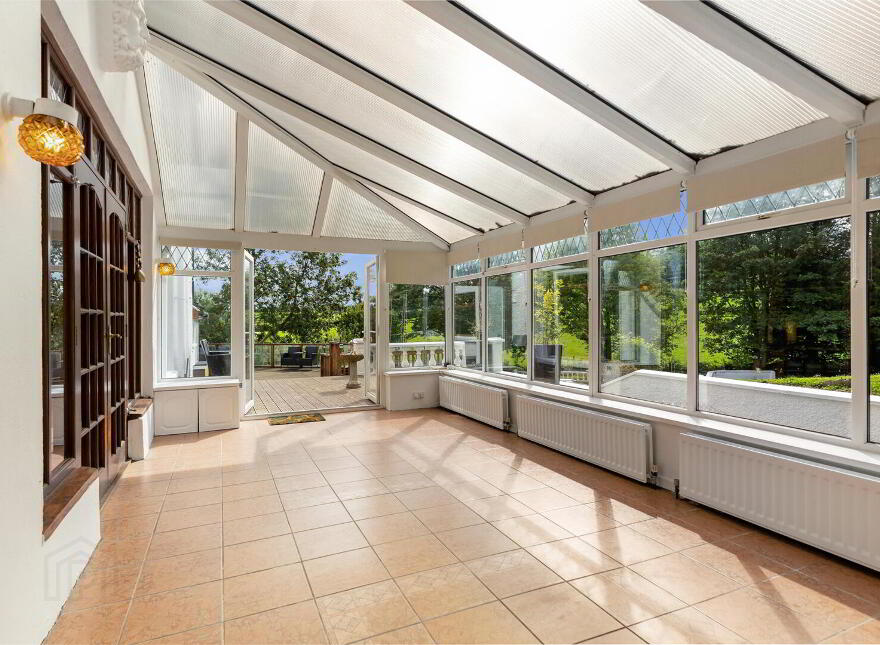 341 Comber Road, Dundonald, Belfast, BT16 1XB