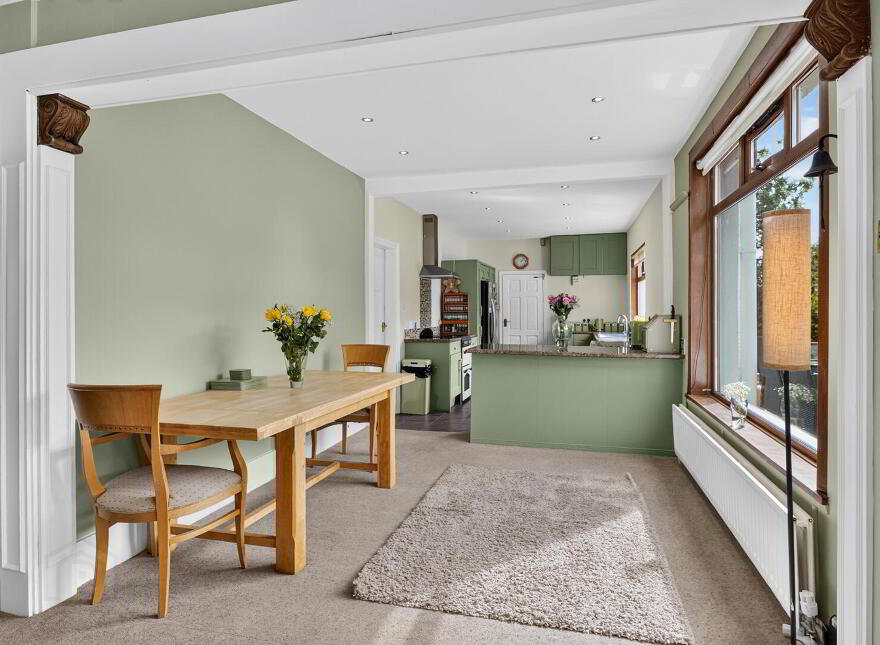 341 Comber Road, Dundonald, Belfast, BT16 1XB