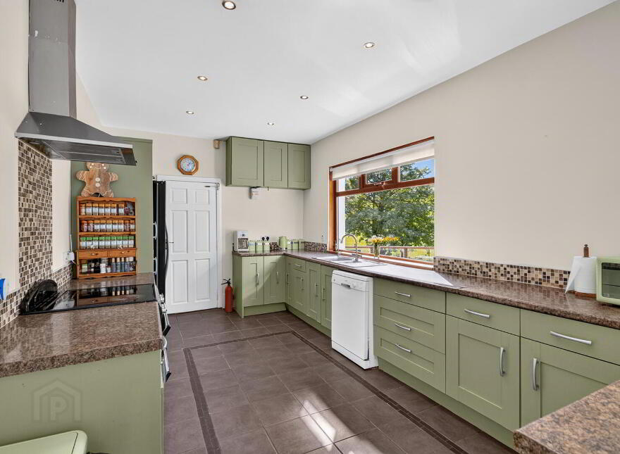 341 Comber Road, Dundonald, Belfast, BT16 1XB