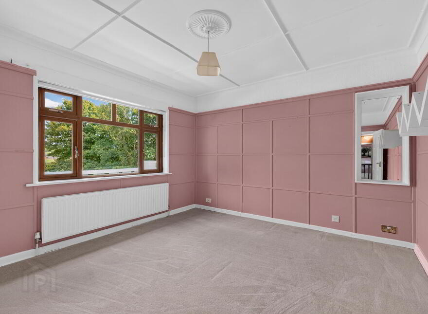 341 Comber Road, Dundonald, Belfast, BT16 1XB