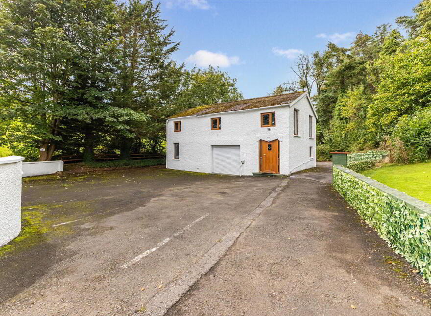 341 Comber Road, Dundonald, Belfast, BT16 1XB