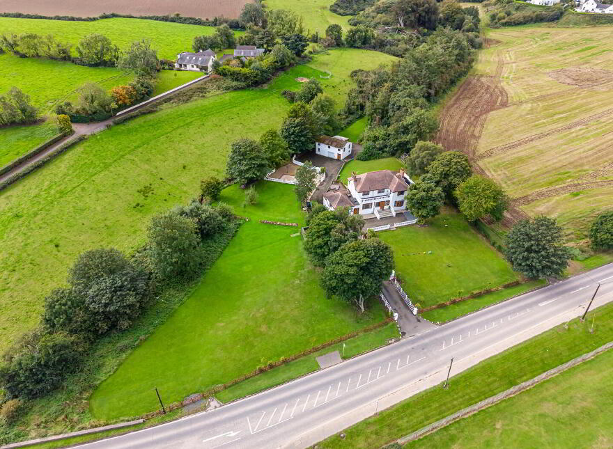 341 Comber Road, Dundonald, Belfast, BT16 1XB