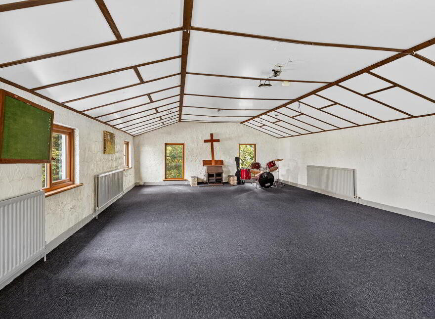 341 Comber Road, Dundonald, Belfast, BT16 1XB