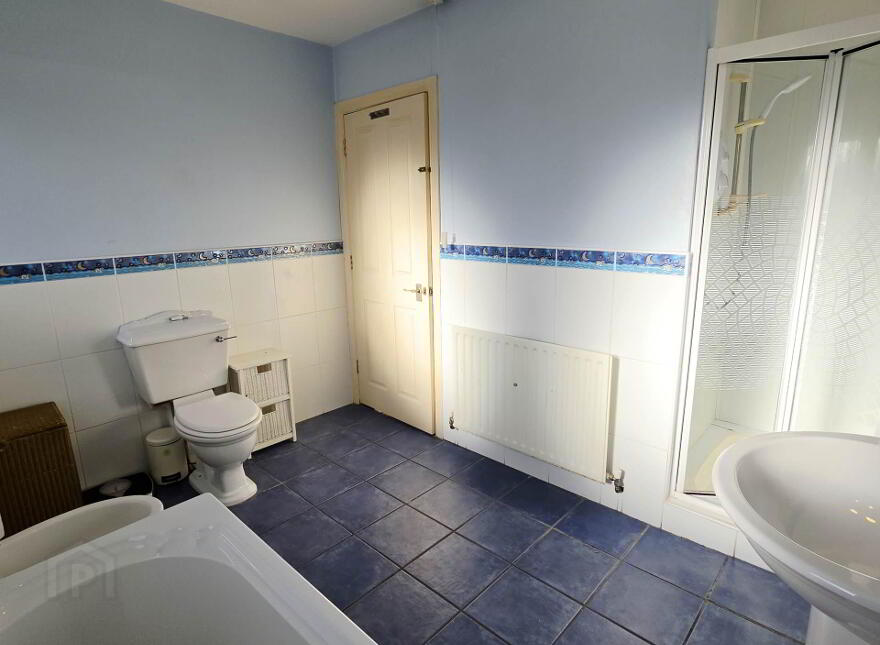 38 College Park Lane, Enniskillen, BT74 6GF
